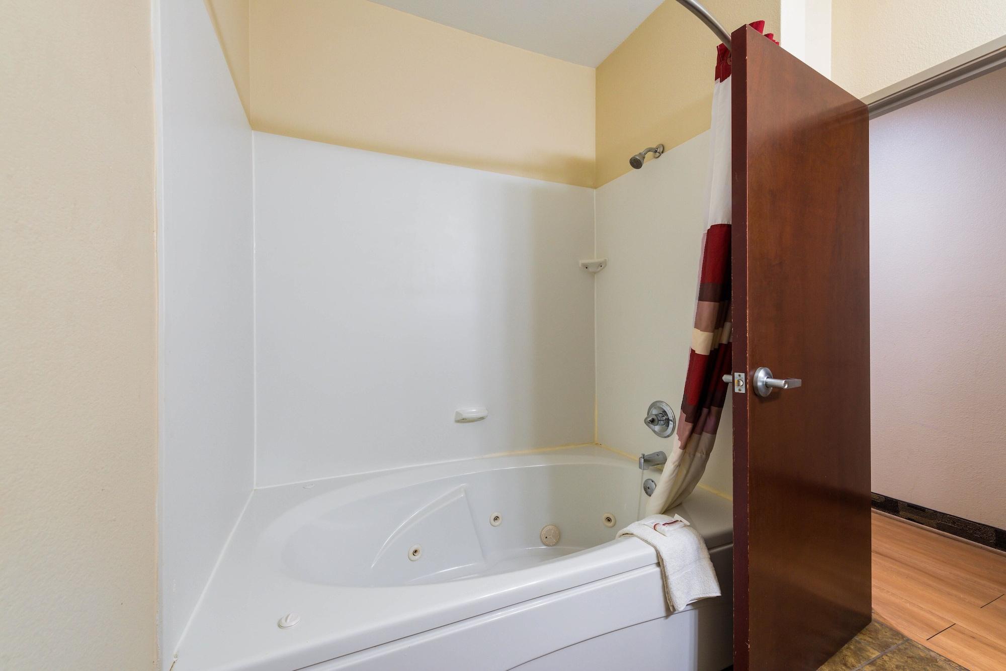 Red Roof Inn & Suites Monee Экстерьер фото
