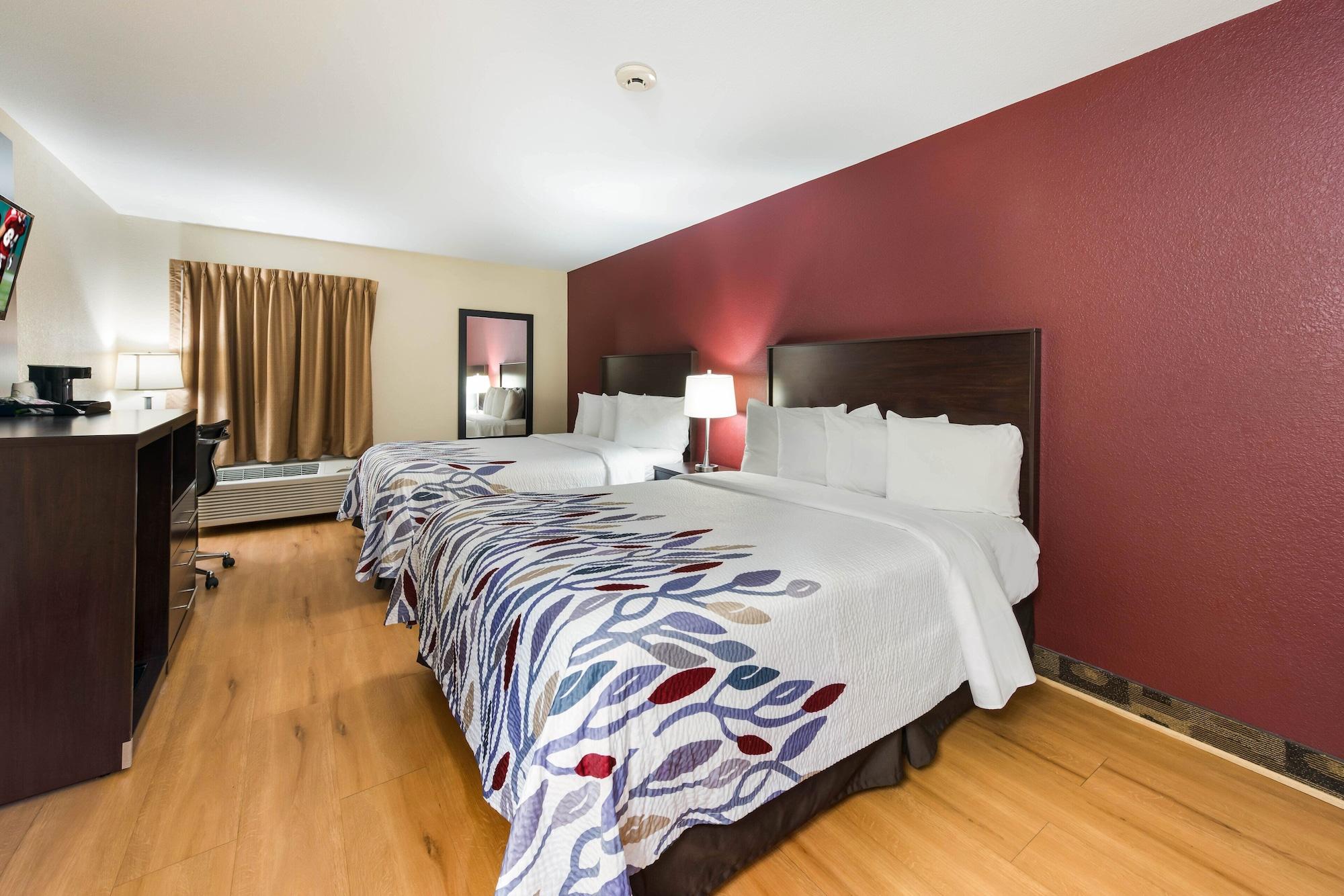 Red Roof Inn & Suites Monee Экстерьер фото