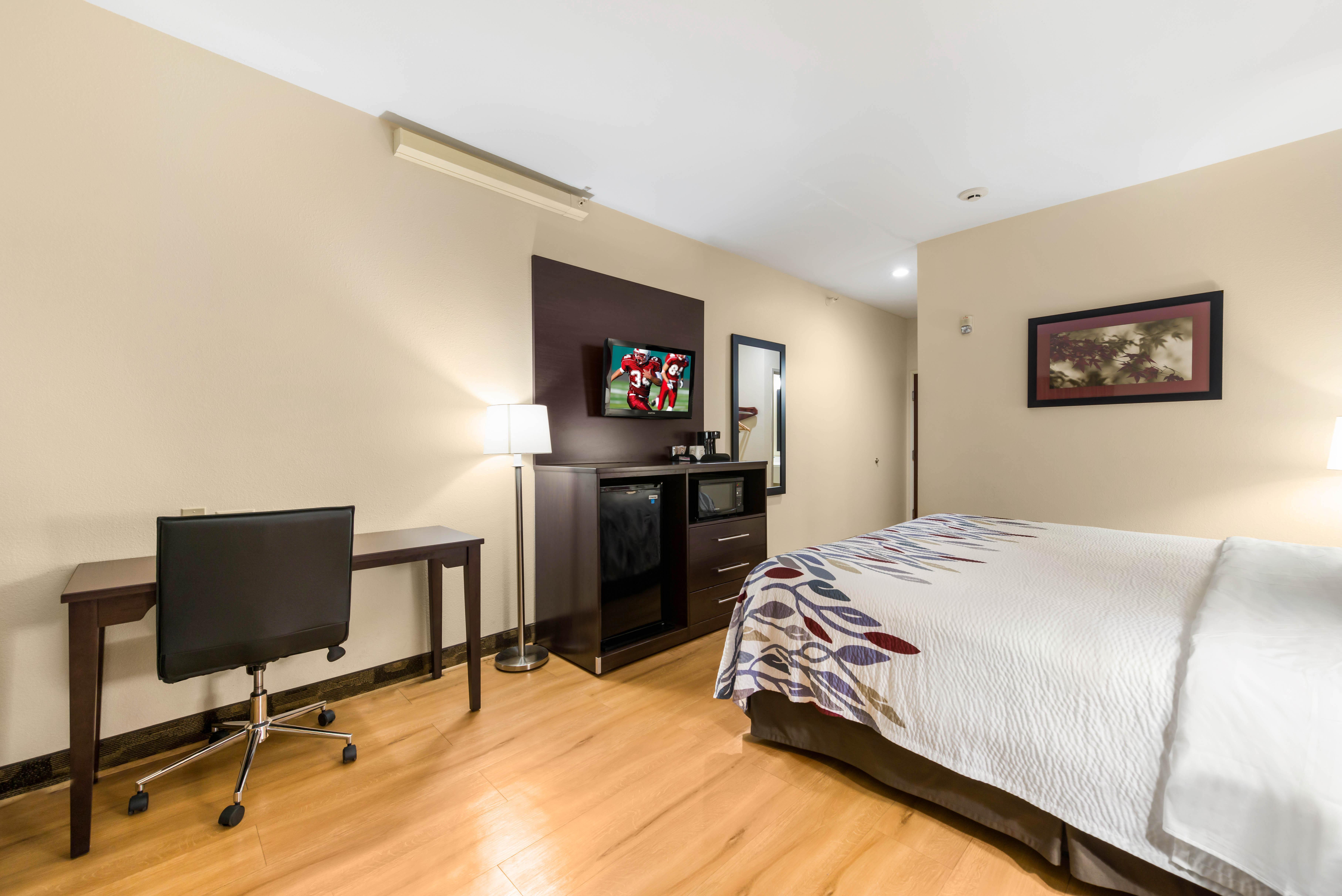 Red Roof Inn & Suites Monee Экстерьер фото