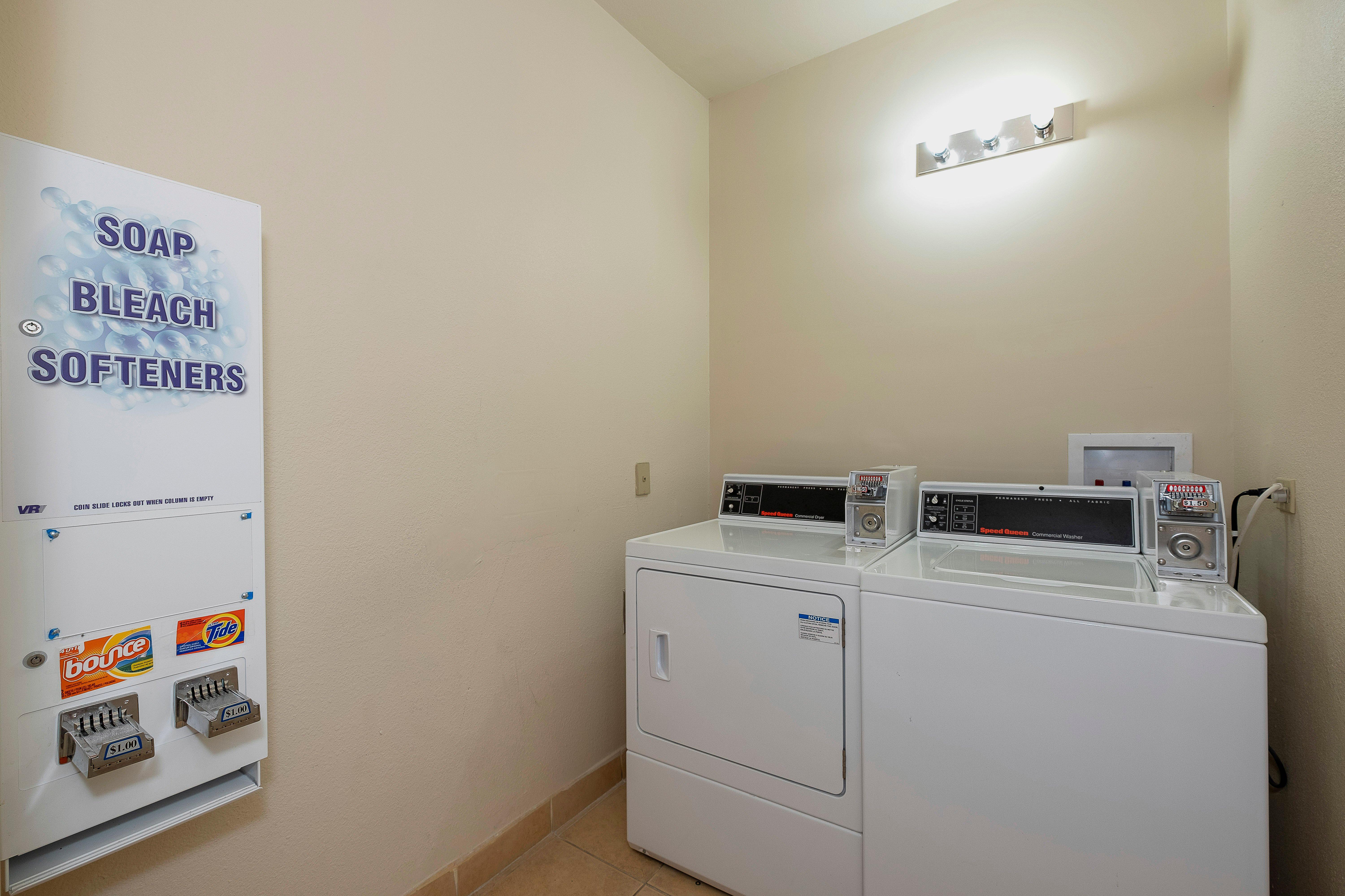 Red Roof Inn & Suites Monee Экстерьер фото