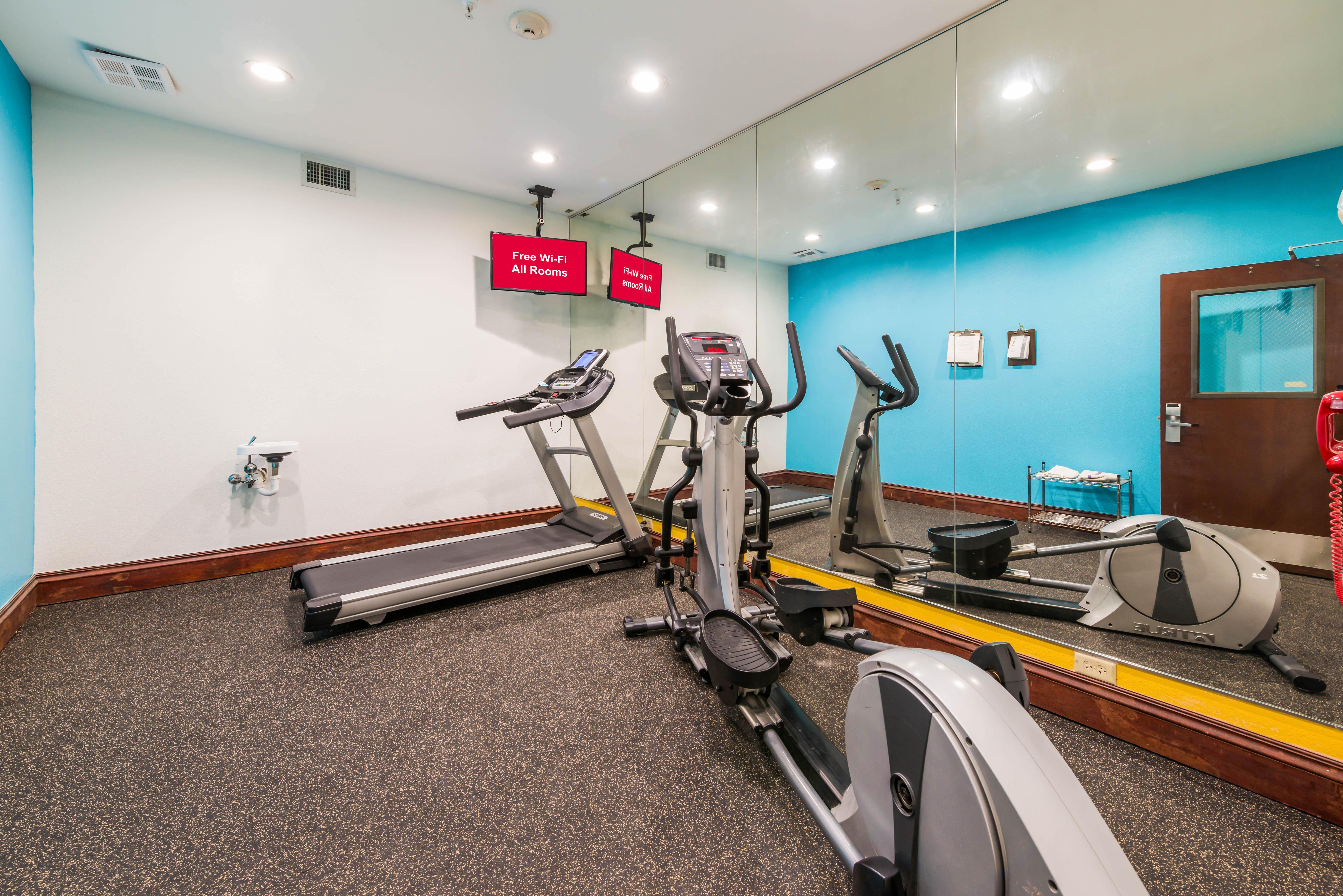 Red Roof Inn & Suites Monee Экстерьер фото