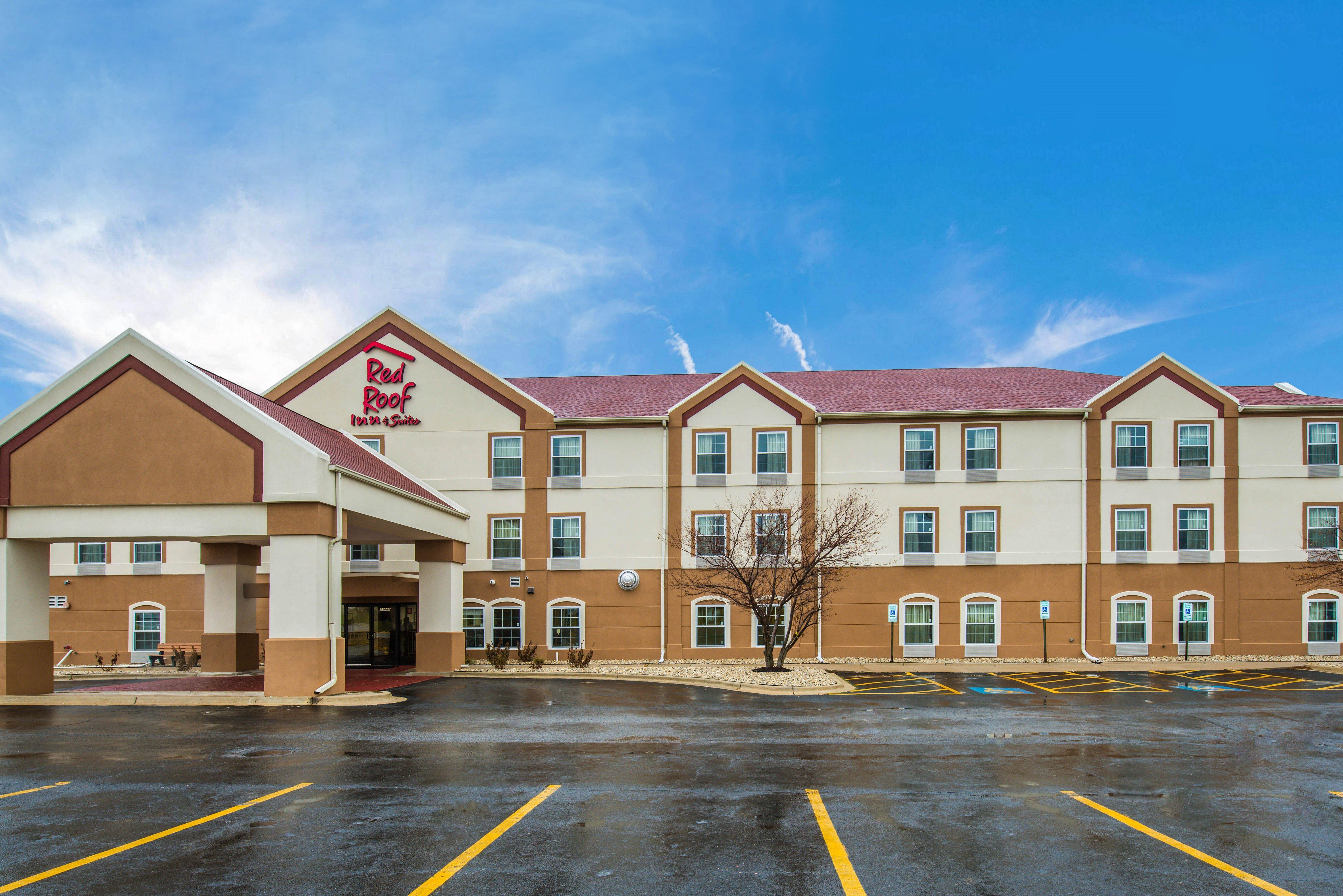 Red Roof Inn & Suites Monee Экстерьер фото