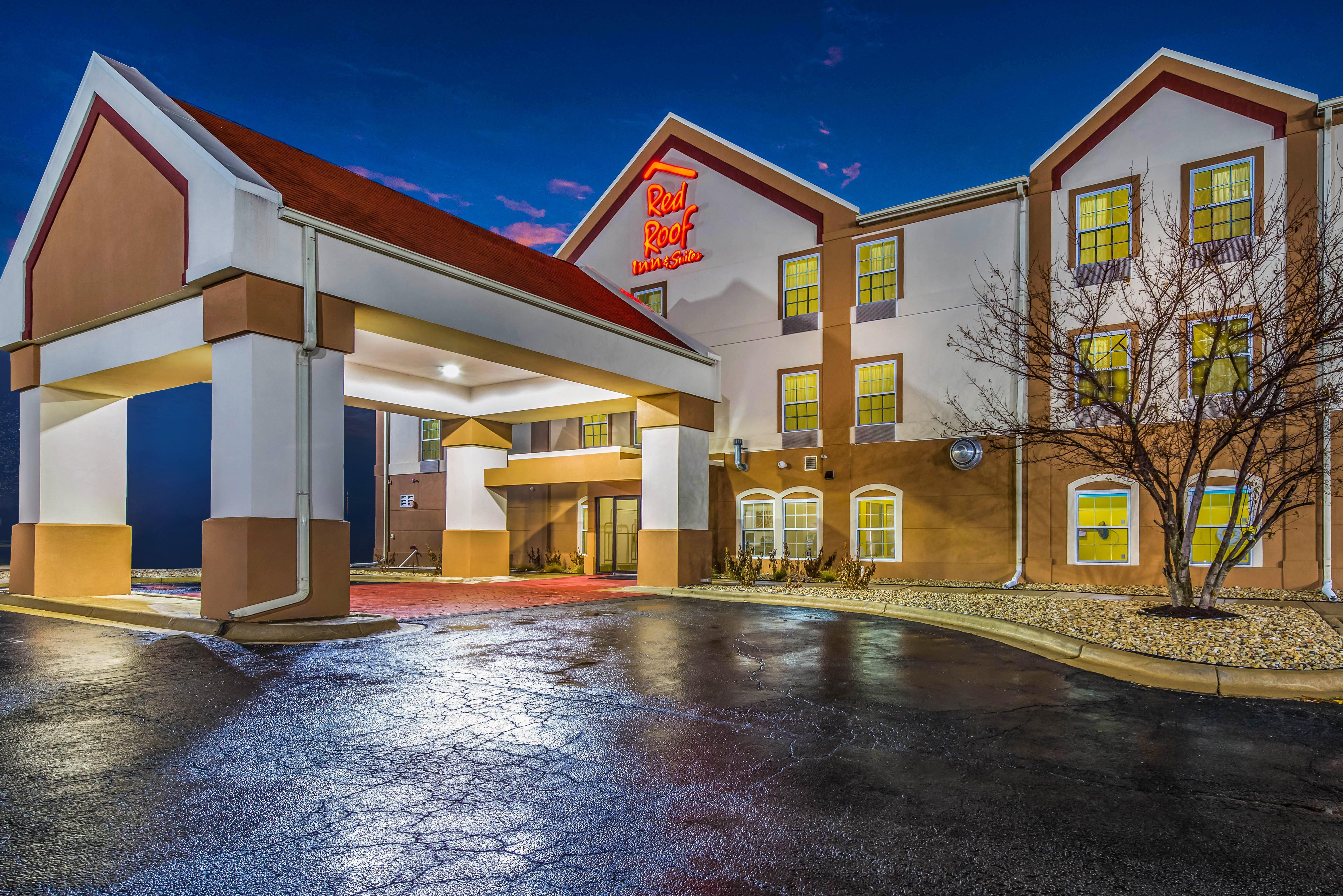 Red Roof Inn & Suites Monee Экстерьер фото