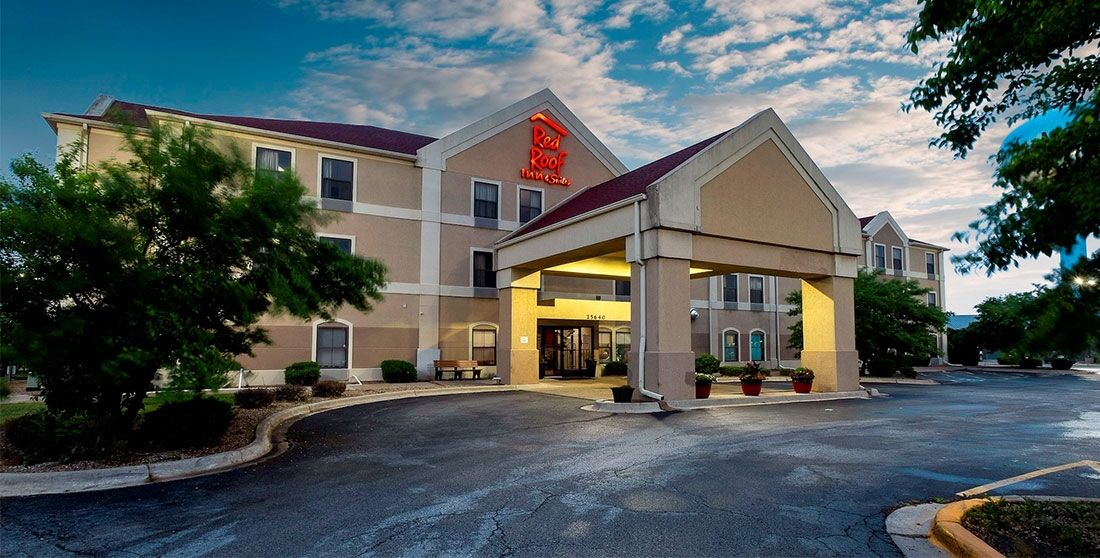 Red Roof Inn & Suites Monee Экстерьер фото